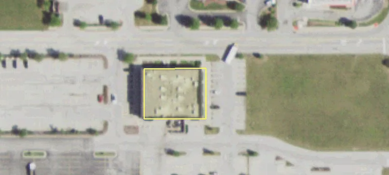 Retail Space in Country Club Hills