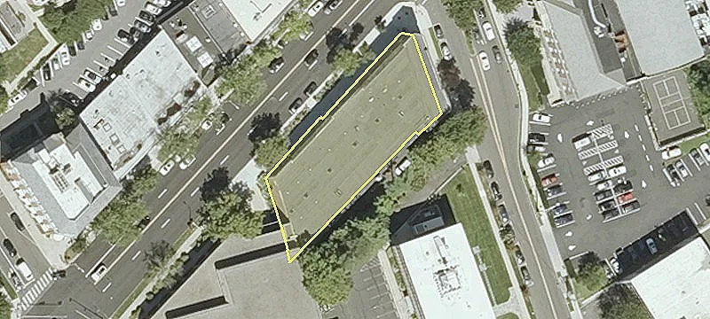 Retail Space on Putnam Avenue