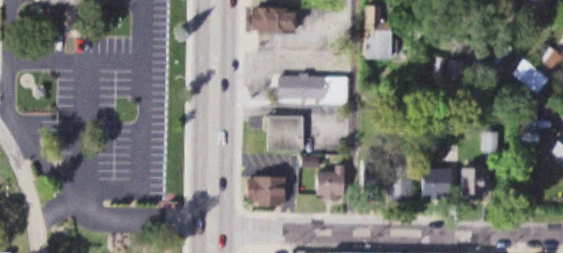 Freestanding Building on University Street