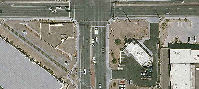 Freestanding Automotive Repair Building