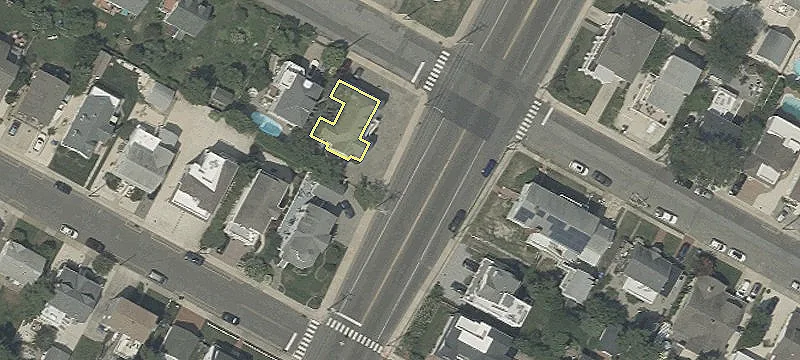 Prime Retail Space Available