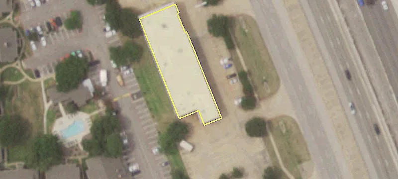 IH-35 Pad Sites Available
