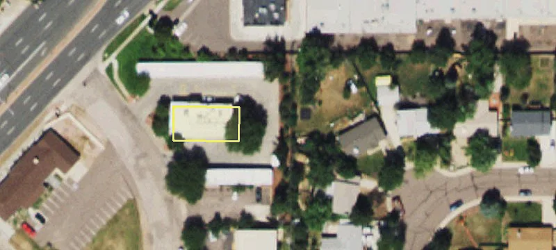 Former Restaurant on High-Traffic Parkway
