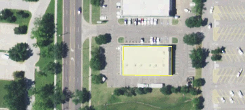 Retail Space in Walmart Shadow
