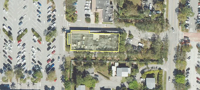 Retail Space on Indiantown Road