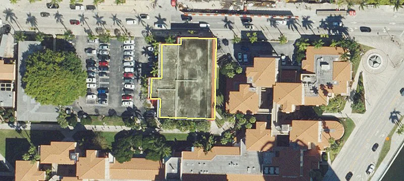 Mixed-Use Development in Royal Palm