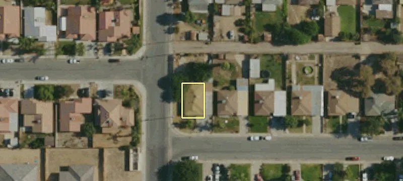 Retail Space in Shafter Center