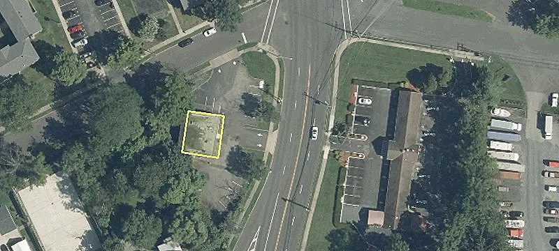 Retail Space Near Route 295