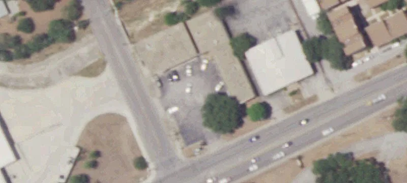 8,940 SF Shopping Center