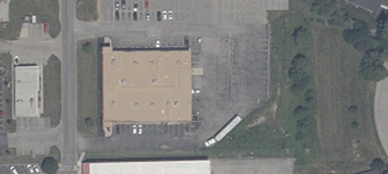 Multi-Tenant Retail Building For Sale