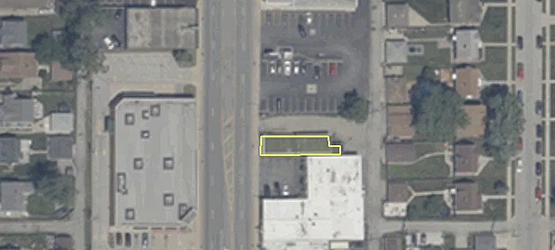 Retail Space with High Visibility