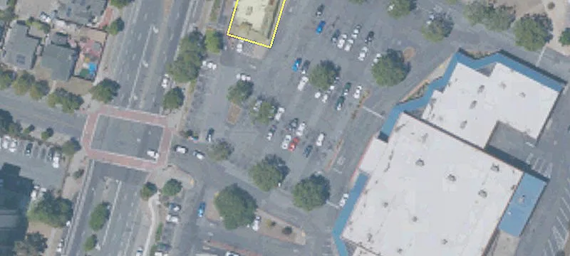 Freestanding Retail Space in Oakland