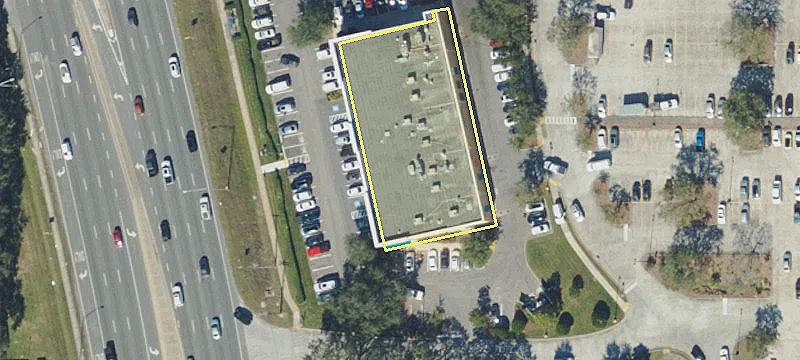 Retail Space in Carrollwood, FL