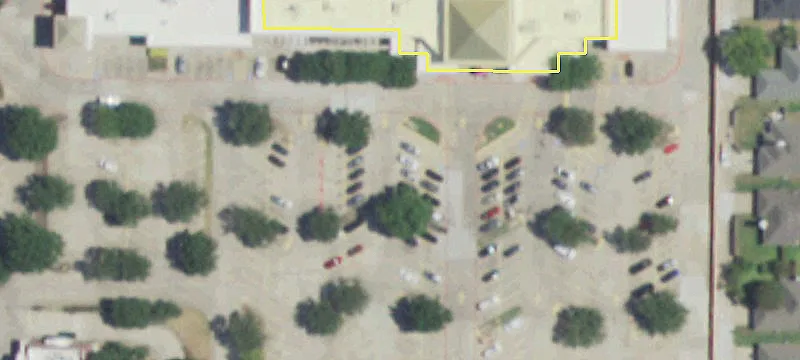 Retail Space in Plano Center