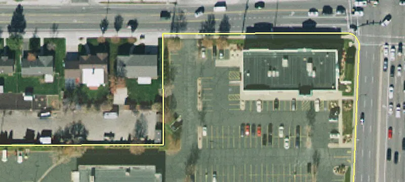 Retail Space Near Fashion Place