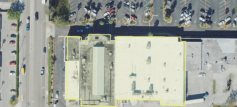 Retail Space on Manatee Avenue