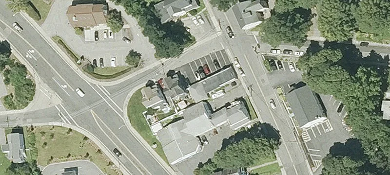 Versatile Retail/Office Space Available