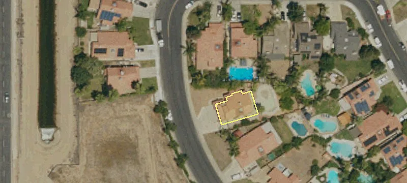 Retail Space in Growing Area