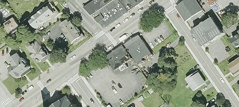 Restaurant/Bar Business For Sale