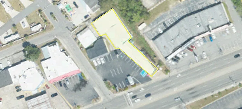 Retail Space on Highway 17