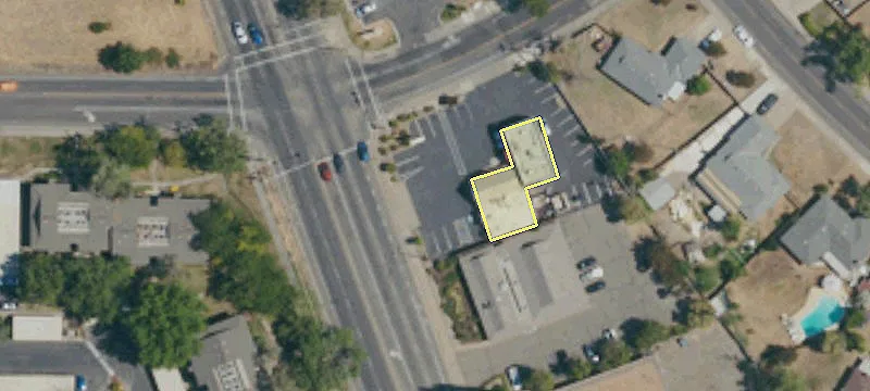 Retail Property in College Square