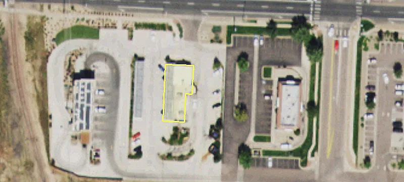 Former Drive-In Restaurant For Lease