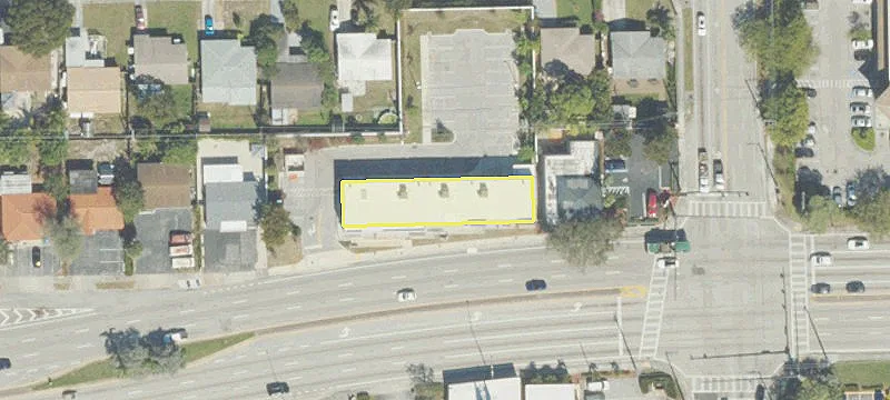 Retail Space on Commercial Blvd