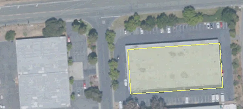 Efficient Multi-Tenant Warehouse Space