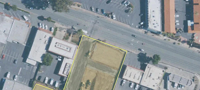 Retail Space Available For Rent