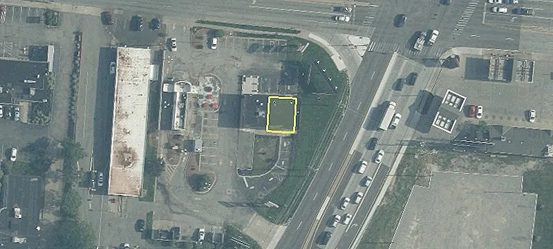 Freestanding Retail Building For Lease