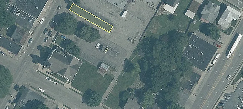 Former Restaurant Building For Lease