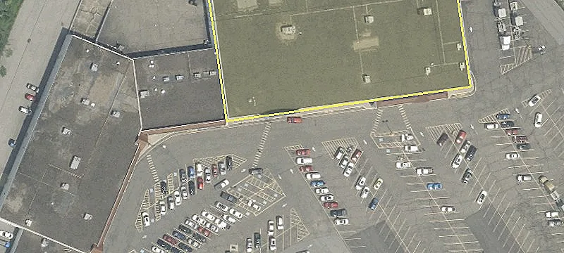 Retail Space in Tri-State Plaza