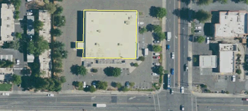 Retail Space in Fulton Square