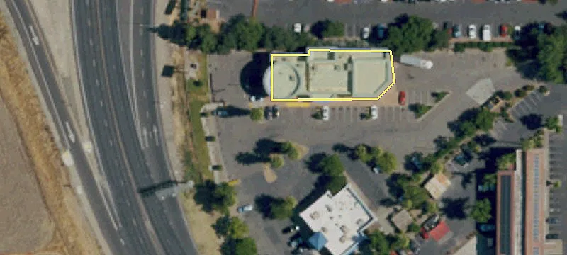 Retail Space Available For Rent