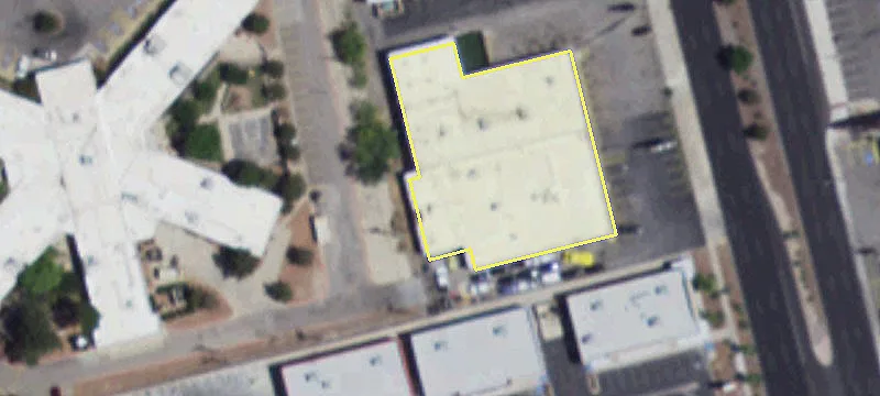 Freestanding Building Near UTEP