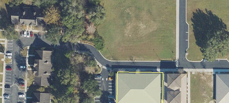 Commercial Lots in Growing Area