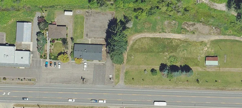 Retail Building on Highway Frontage