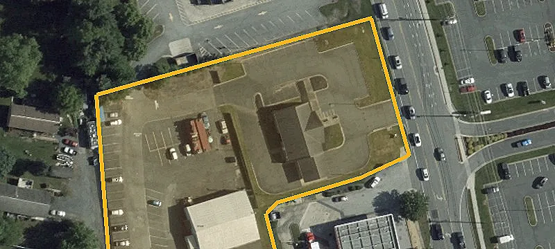 Prime Corner Pad Site Available