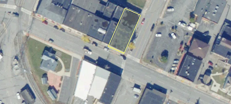 Prime Retail Space on Front