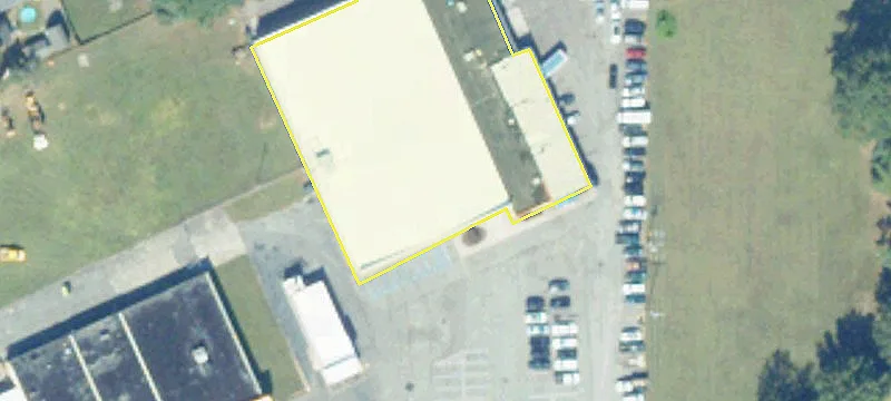 Retail Space Available For Lease