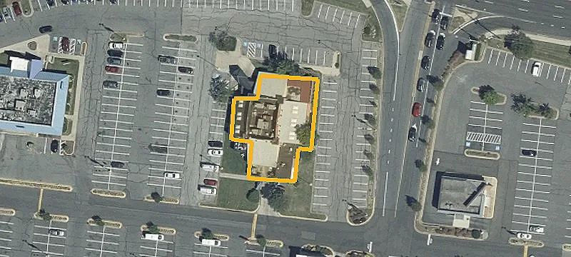 Retail Space on Greenbelt Road