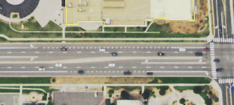 Commercial Land with Excellent Visibility