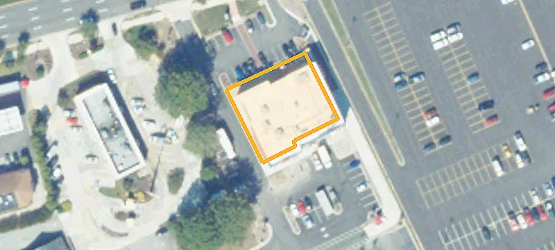 Prime Retail Outparcel on Mercury