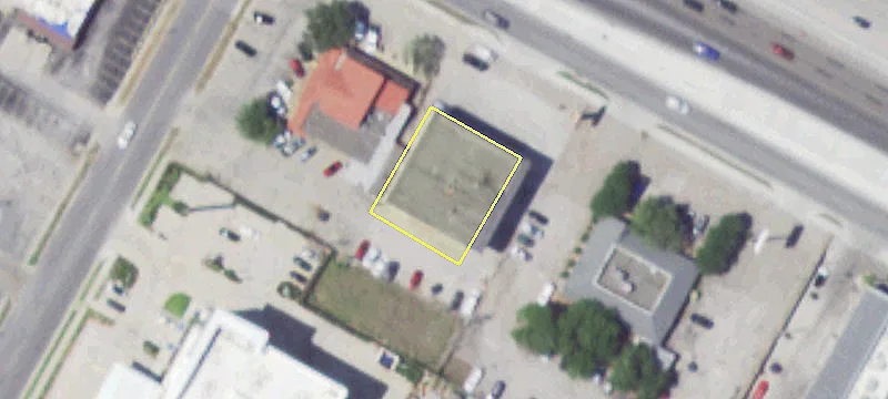 Freestanding Building on Hard Corner