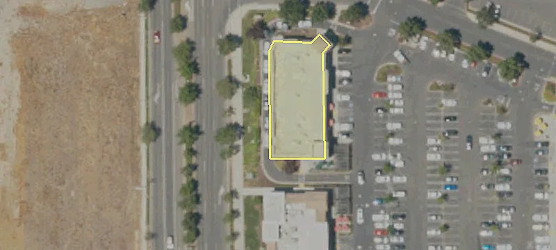 New Retail Center in Riverbank