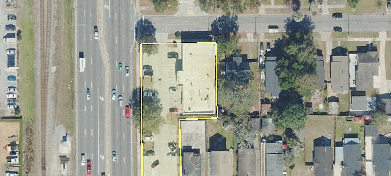 Retail Space on Roosevelt Boulevard