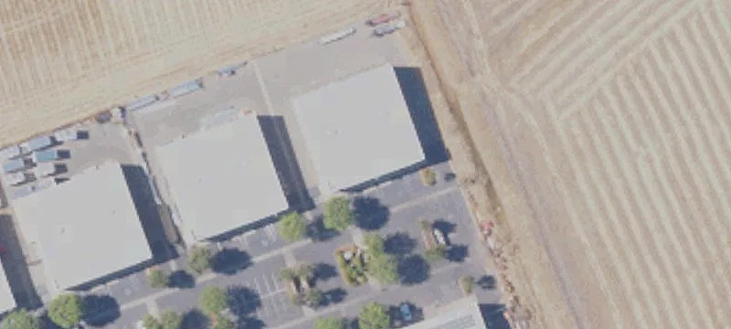 Olivehurst Warehouse with 18' Clearance