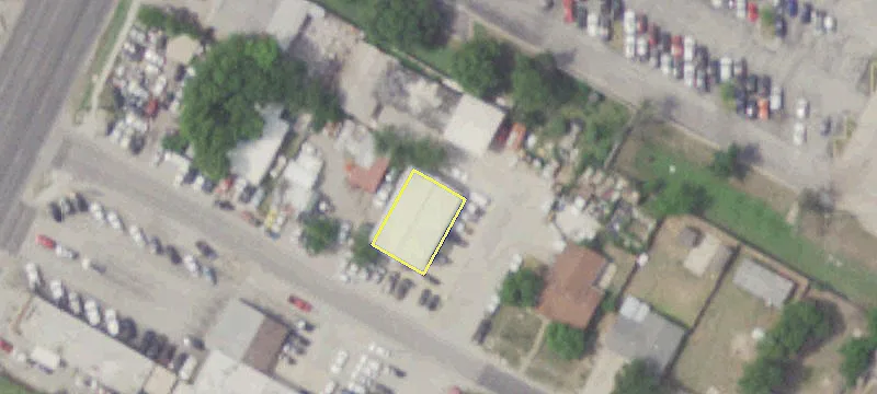 Flex Space with Fenced Yard