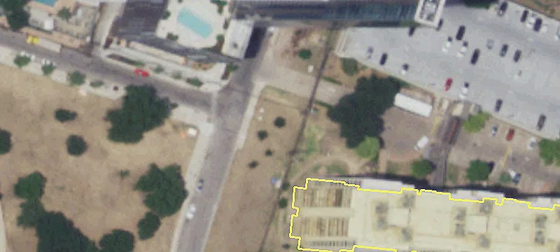 Corner Lot Near Interstate 35