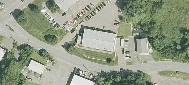 Holliston Garage Space For Rent